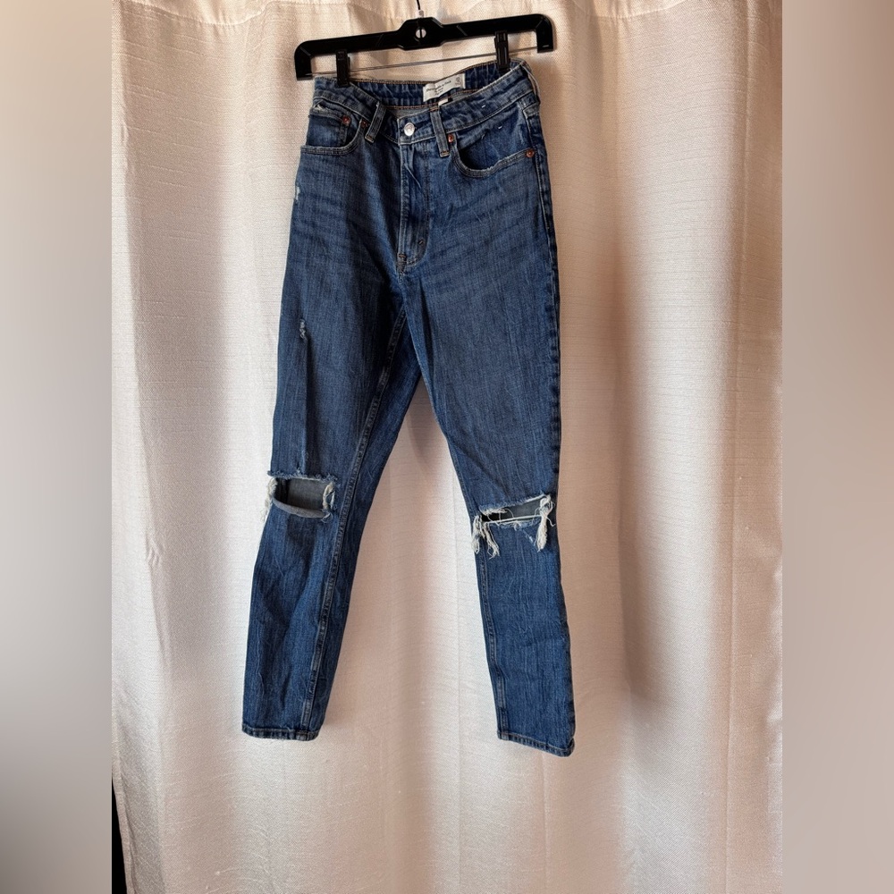 Abercrombie and Fitch curve love, The Skinny high-rise size 25 regular